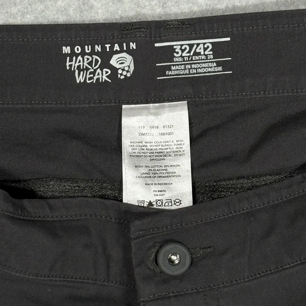 Mountain Hardwear Mens AP Scrambler Shorts Black Hiking Climbing Size 32 OM7225